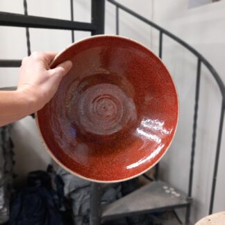 Červená na tečkované hlíně